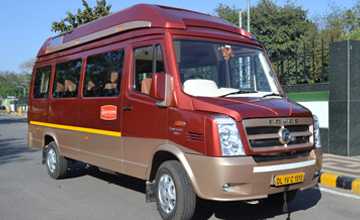 Tempo Traveller/Luxury Coach